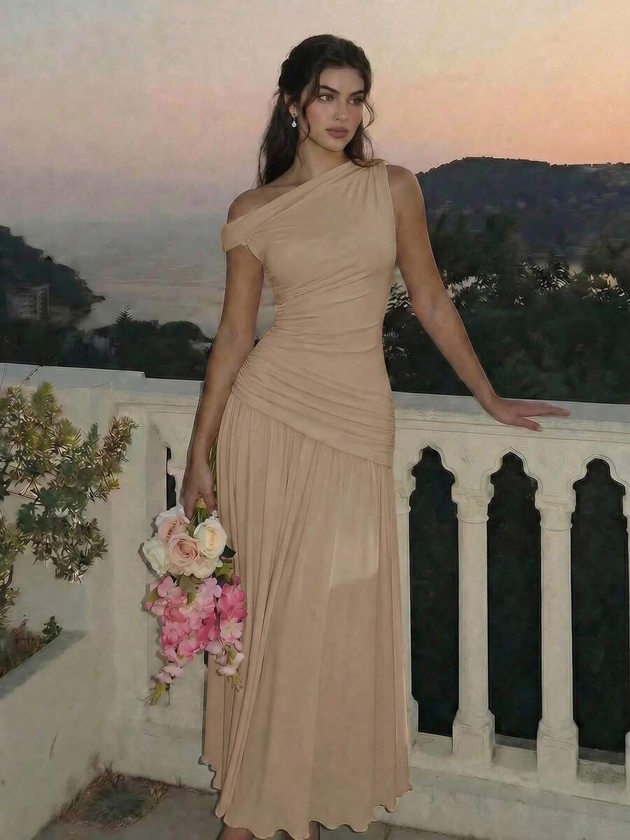 SHEIN فستان أنيق بكتف غير متماثل وخصر مشدود للحفلات بلون كاكي