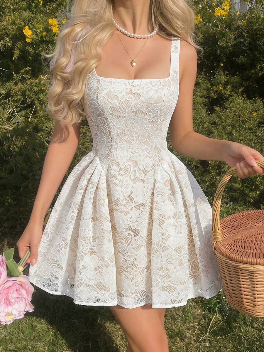 SHEIN MOD فستان أبيض بياقة مربعة من الدانتيل الشفاف المطوي
