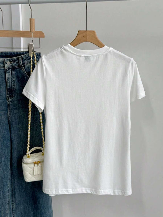 SHEIN BASICS تي شيرت نسائي أبيض قصير الأكمام بياقة دائرية