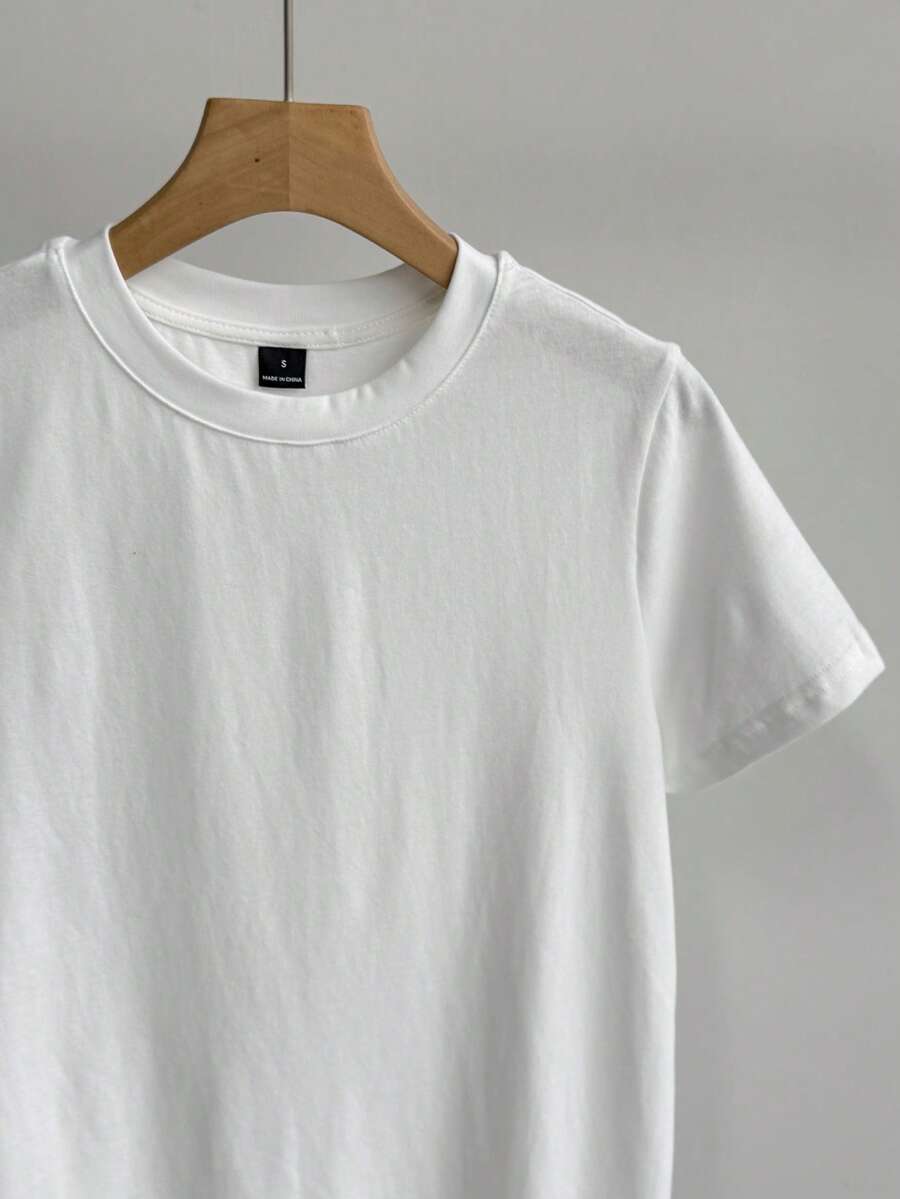 SHEIN BASICS تي شيرت نسائي أبيض قصير الأكمام بياقة دائرية