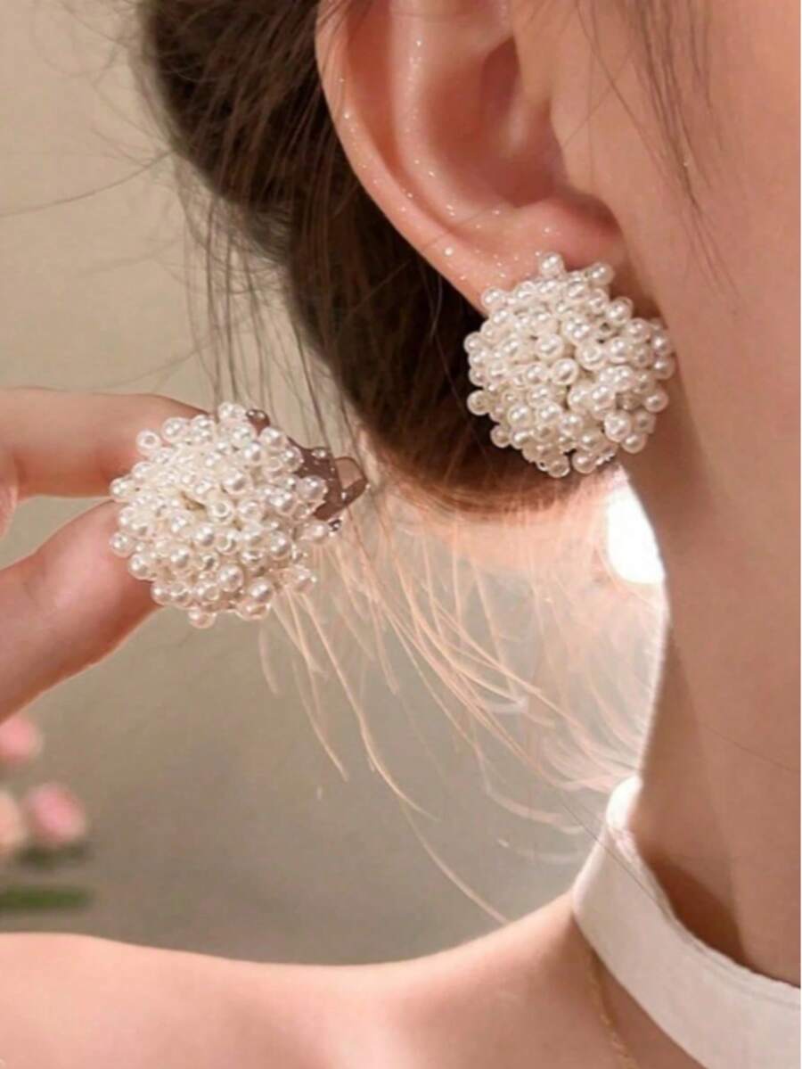 SHEIN طقم 5 أزواج أقراط بتصميم زهور ولؤلؤ صناعي