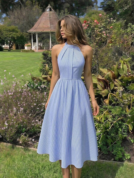 SHEIN فستان أزرق مخطط أبيض برقبة هولتر وظهر مكشوف بفيونكة الخلف