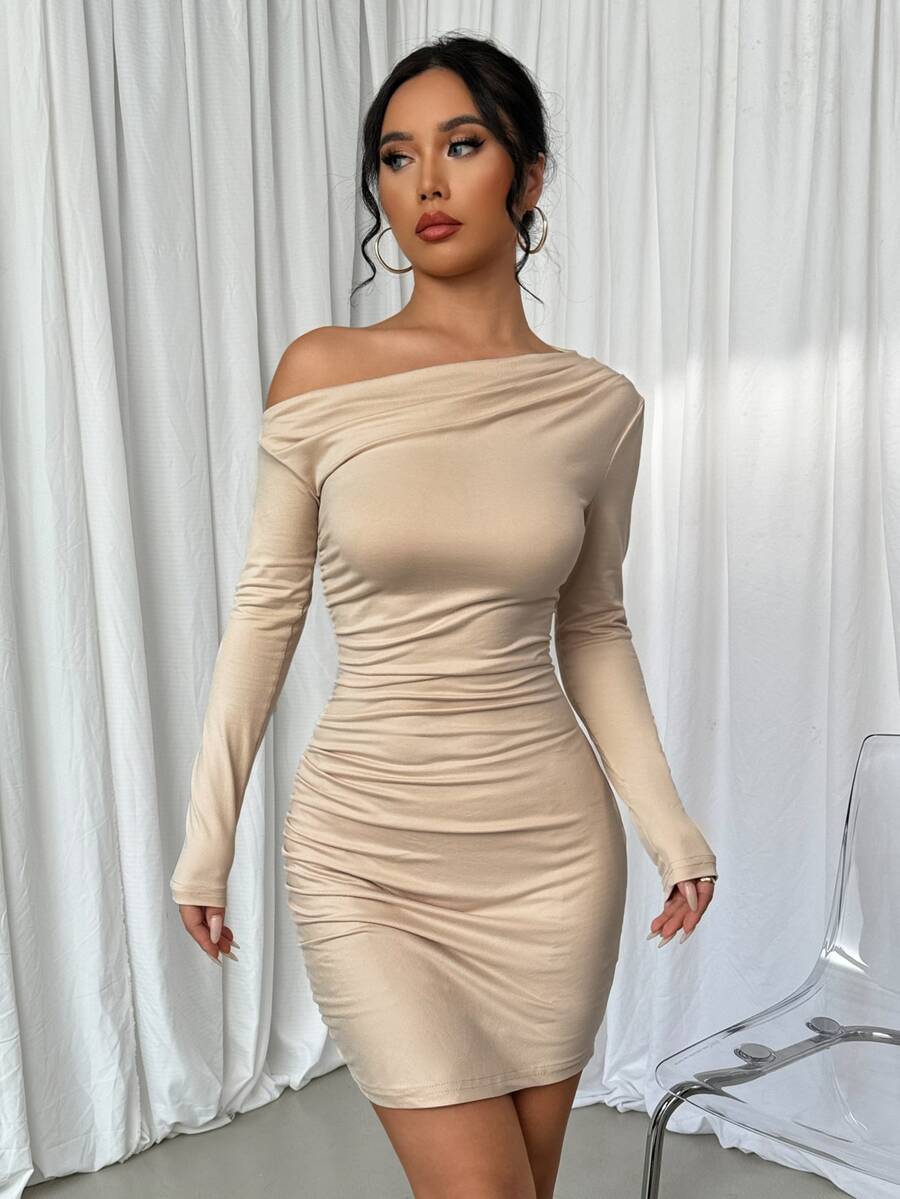 SHEIN Elenzga فستان مشمشي مطوي بكتف غير متماثل وأكمام طويلة