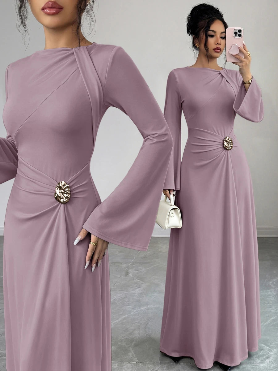 SHEIN Elenzga فستان من الصوف المحبوك بخصر ملتوي وحلقة معدنية