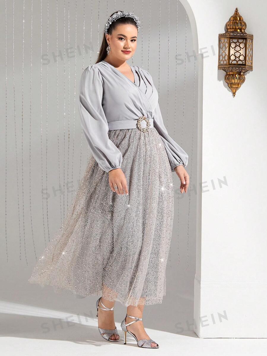 SHEIN Modely فستان بأكمام نمط المصباح المجوفة، بقماش شبكي مزيج الأحجار الكبيرة