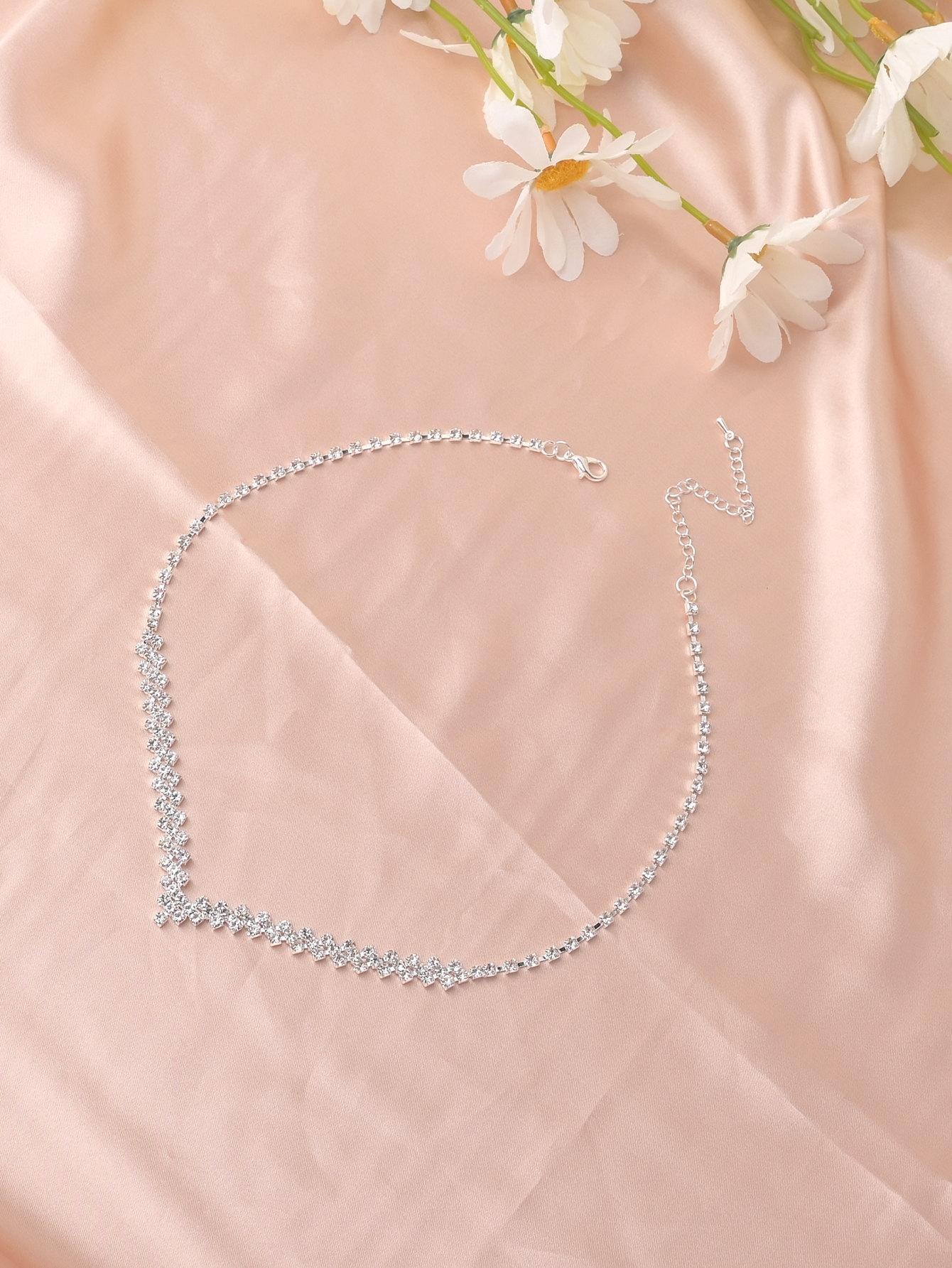 SHEIN طقم قلادة وأقراط فضي مرصع بأحجار الراين الفاخرة