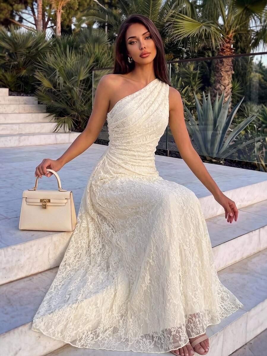 SHEIN Firerie فستان ماكسي بلون أوف وايت بخصر محدد بدون أكمام