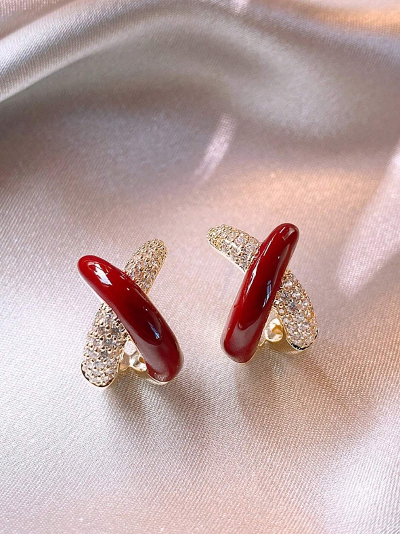 Korean Ins Style Red Cross 925 Sterling Silver Needle Stud Earrings with Unique Design, High-End Women'S Earrings 2023