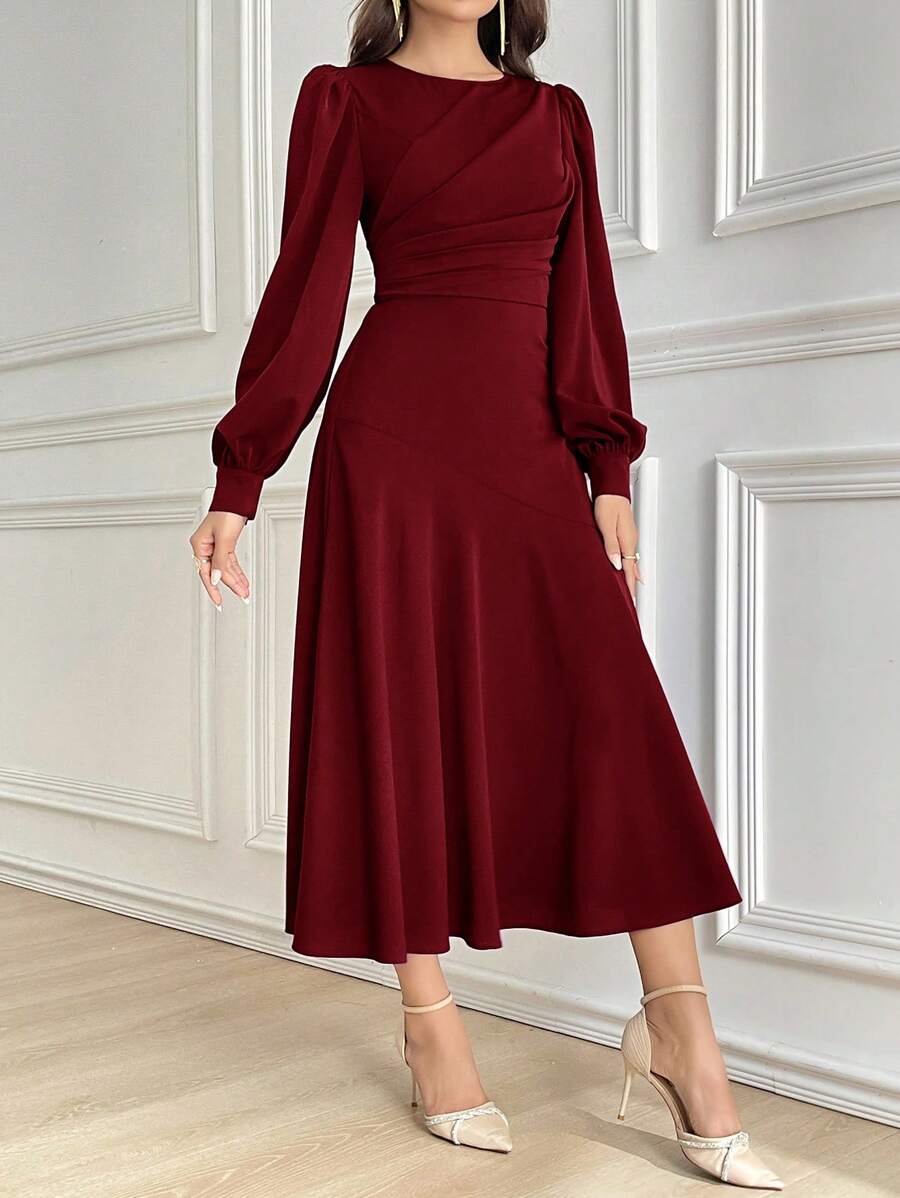 SHEIN Modelyn فستان سهرة متوسط الطول بأكمام طويلة وطيّات