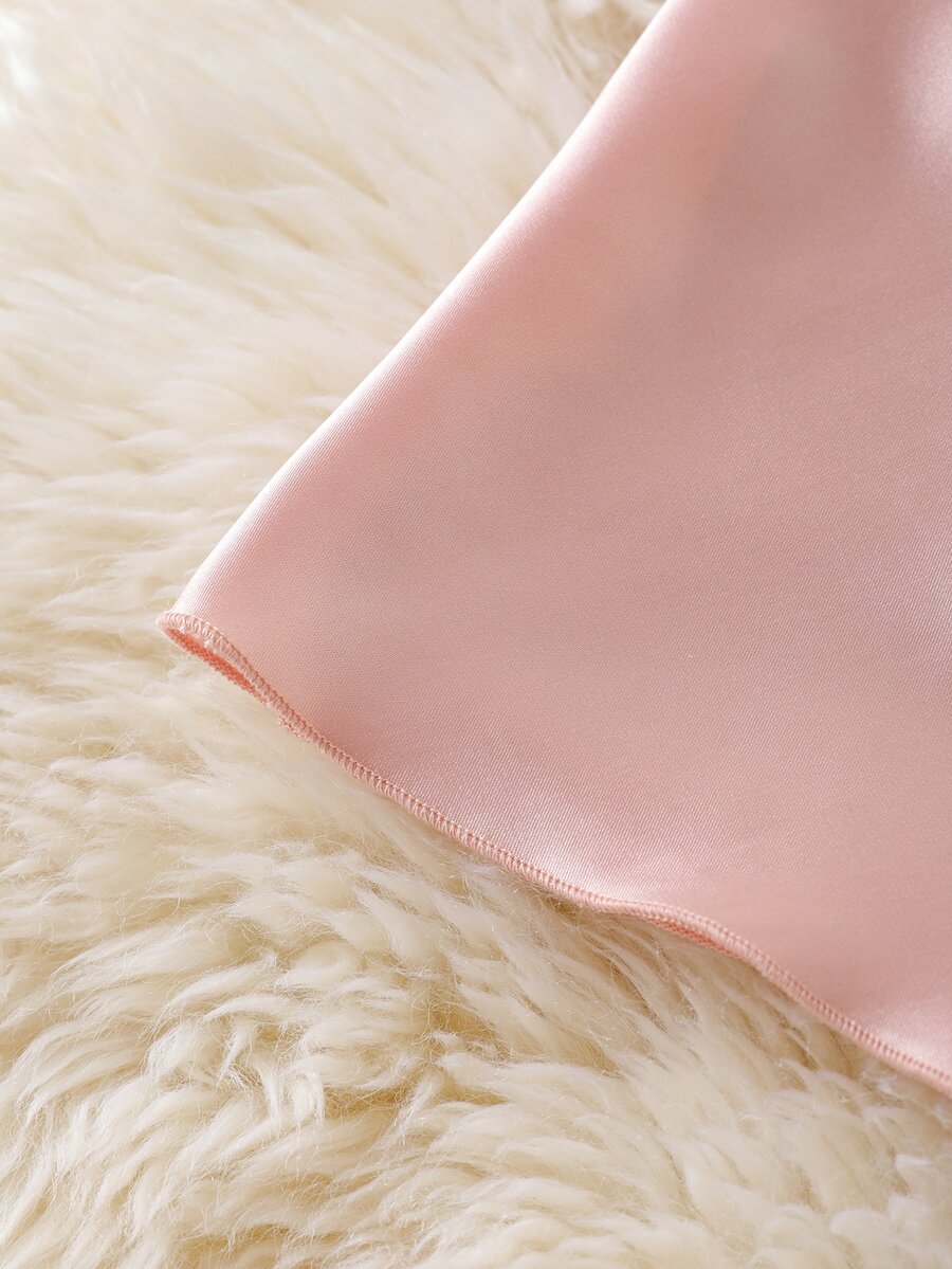 SHEIN Snug Zone طقم فستان نوم قطعتين من الساتان والدانتيل