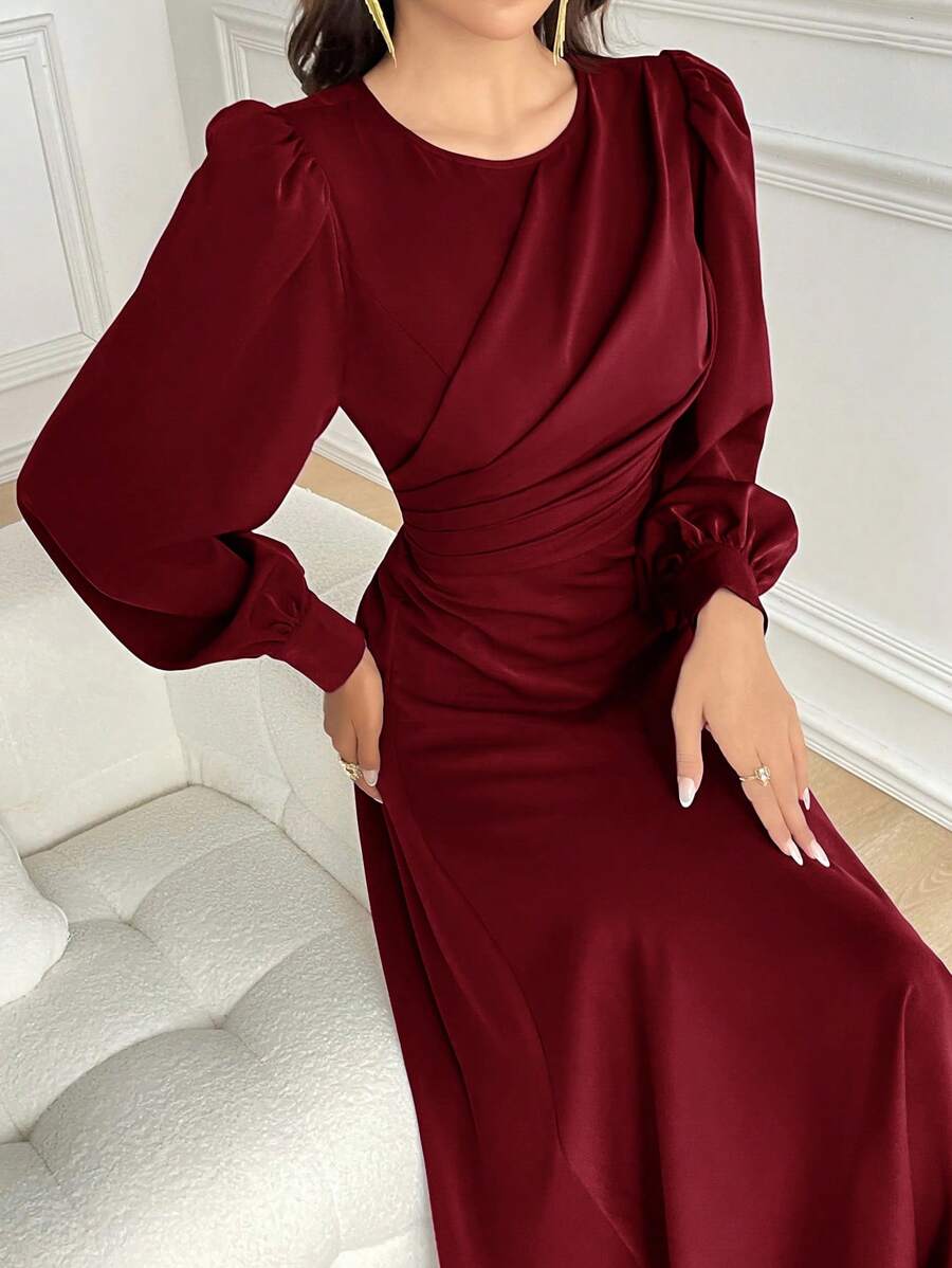 SHEIN Modelyn فستان سهرة متوسط الطول بأكمام طويلة وطيّات