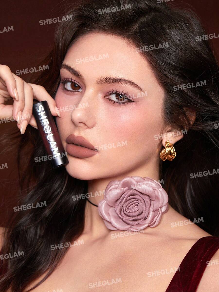 SHEGLAM أحمر شفاه Dynamatte Boom مطفي يدوم طويلاً (Ember Rose Ver.)