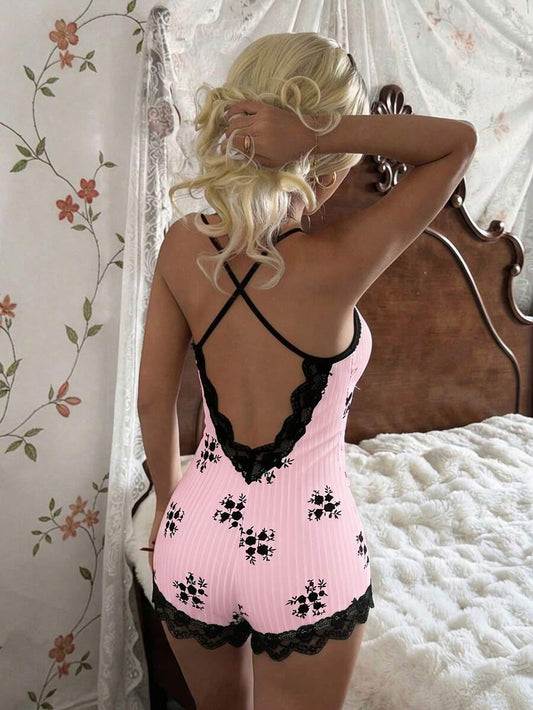 SHEIN CottageSlumber رومبير نوم بظهر مكشوف وتطريز دانتيل وطبعة زهور