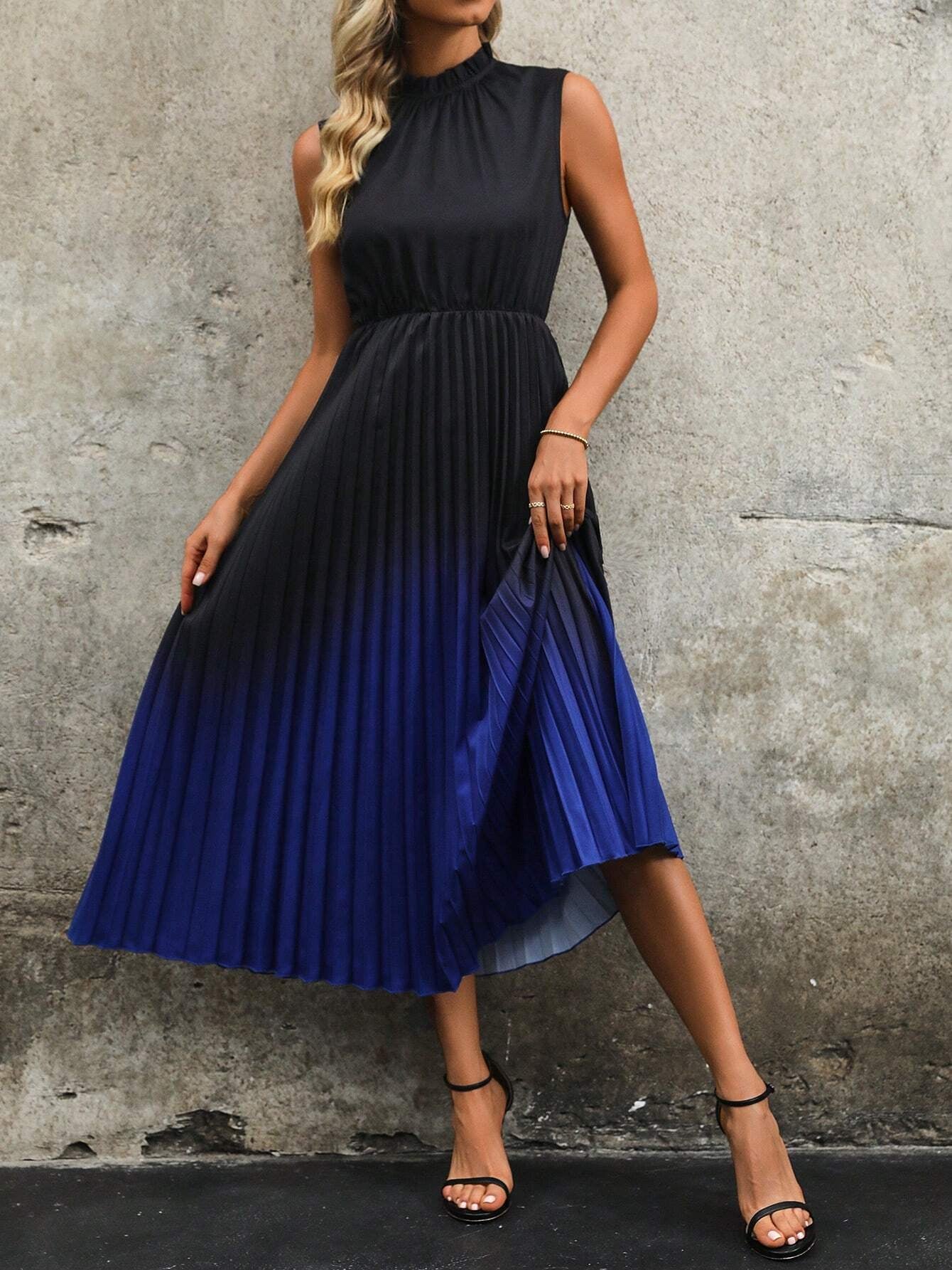Clasi Gradient Pleated Halter Sleeveless Dress