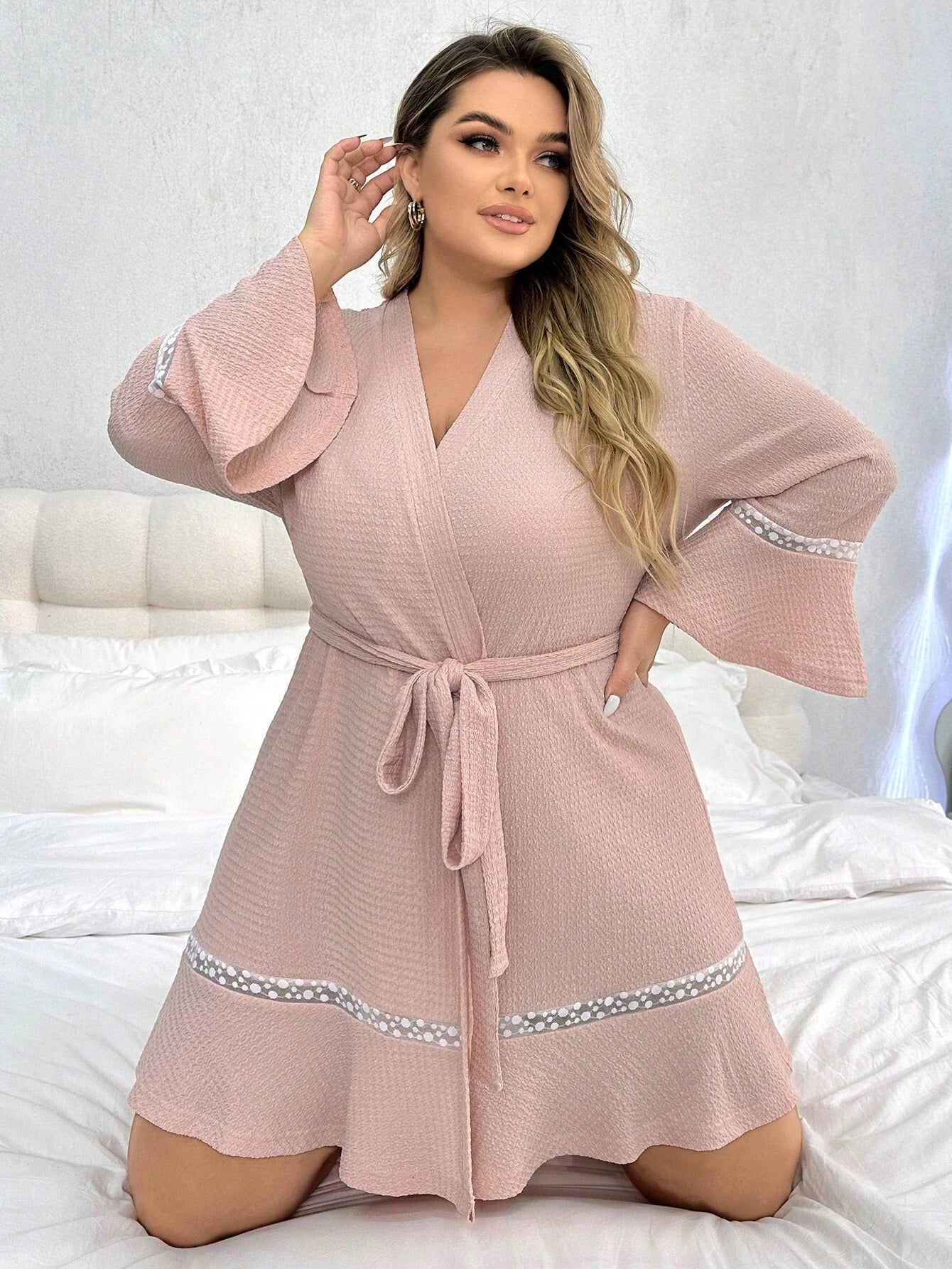 Plus Size Color Block Lace Insert Flare Sleeve Belted Robe