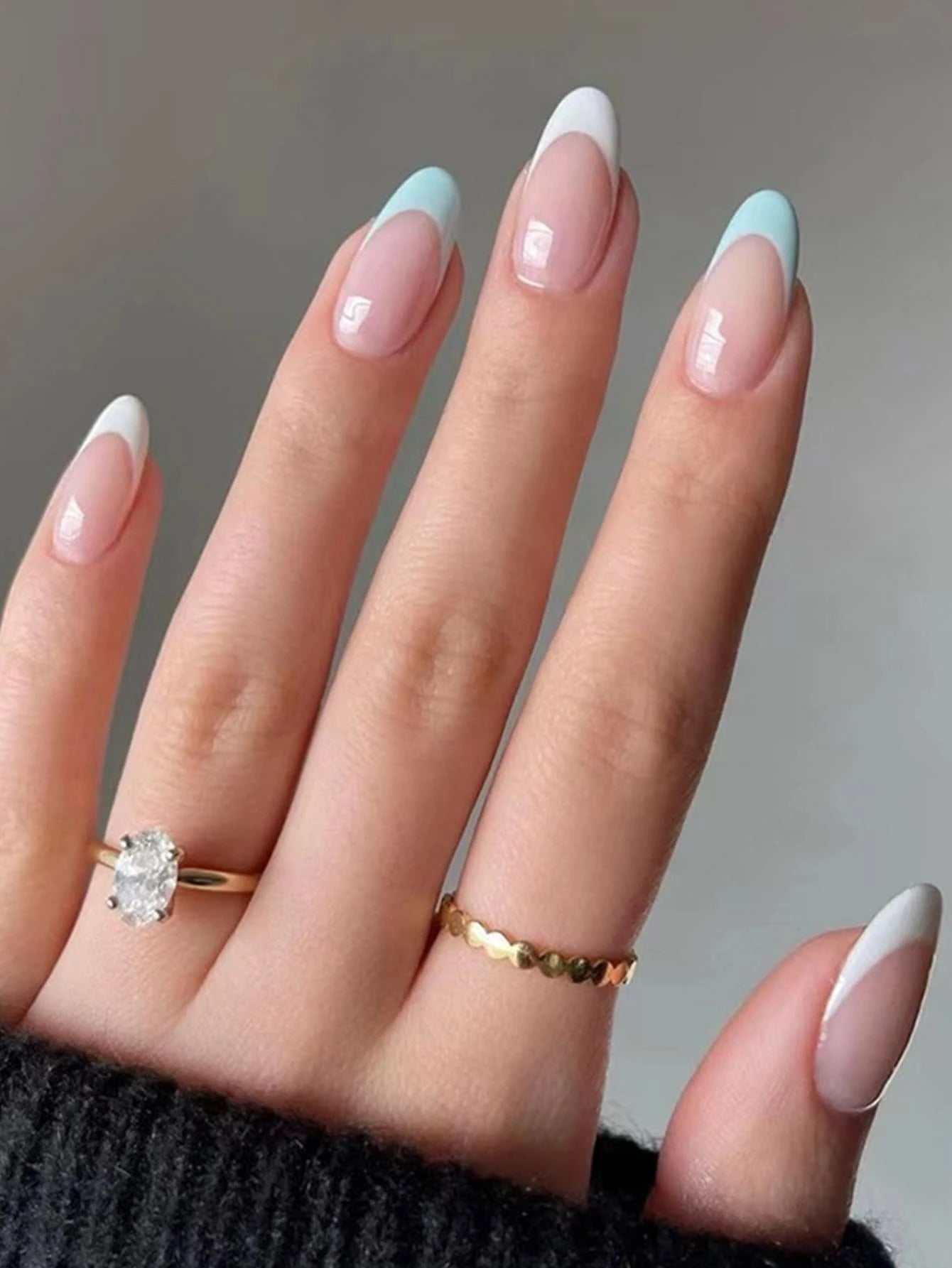 24Pcs/Set Water Drop Shaped False Nails with Blue and White French Manicure Style, Almond Shape with Pointed Tips, Including Jelly Glue and Nail File