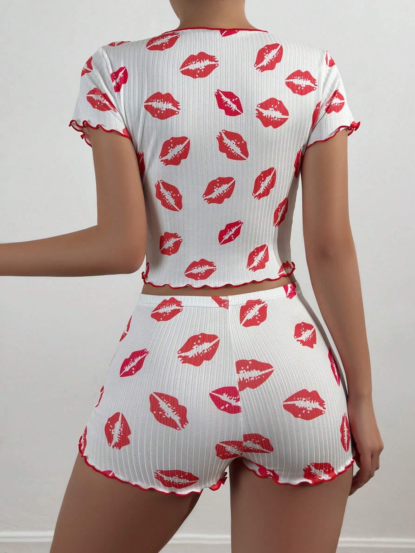 Women'S Lips Print Pajamas Set with Lettuce Hem