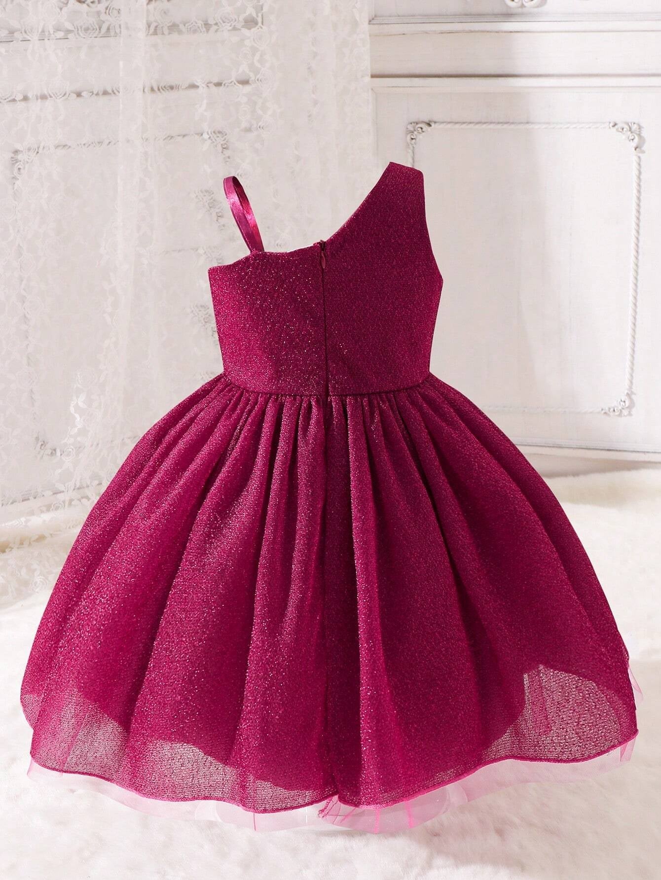 Young Girl Asymmetrical Collar Princess Style Tulle Dress with Ribbon Decor, Perfect for Parties