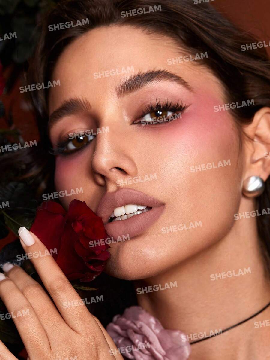 SHEGLAM Dynamatte Boom أحمر شفاه مطفي