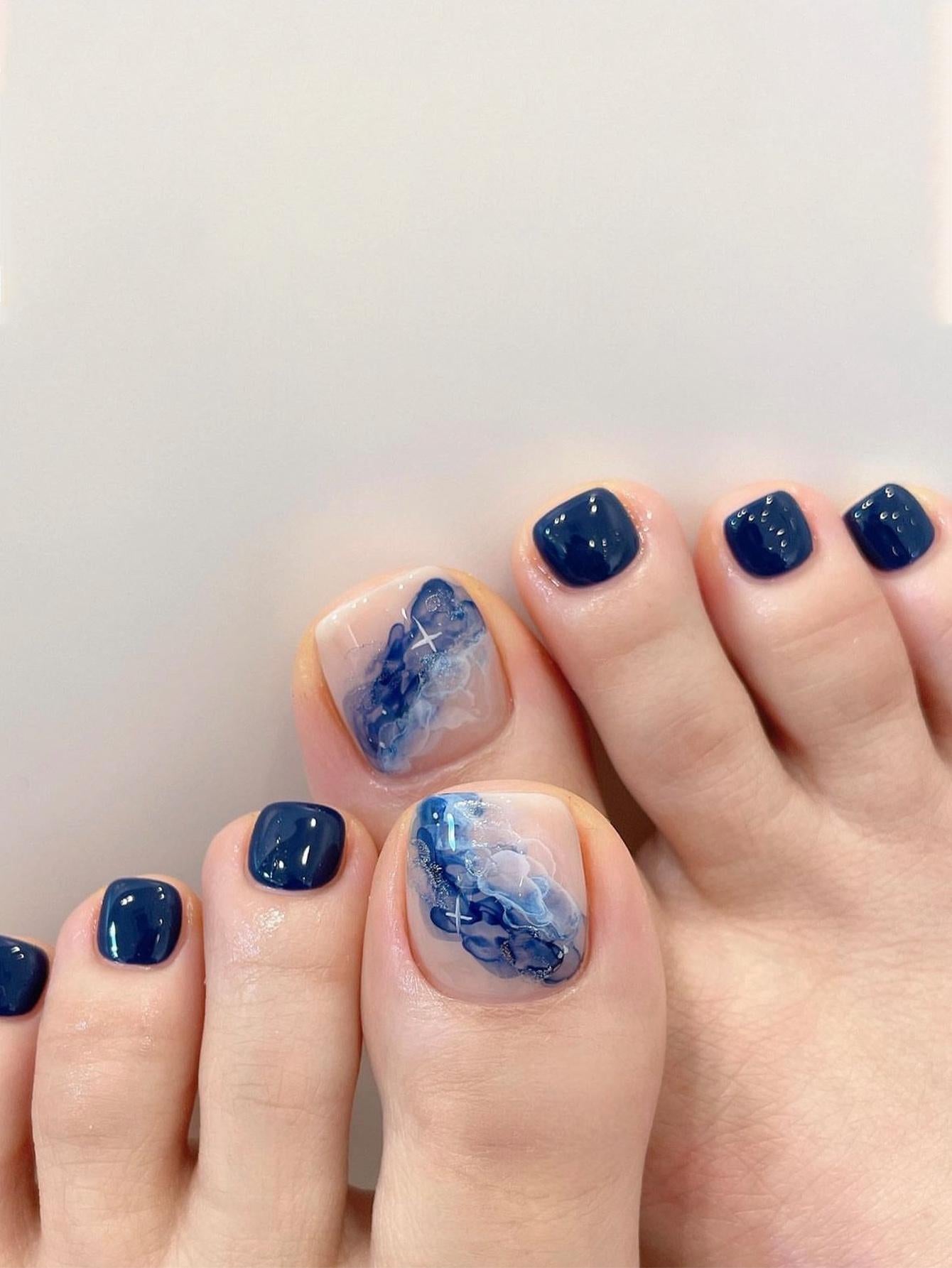 Upgrade Your Look with 24Pcs Short Square Sheer Full Cover Fake Toenail Press-On Pedicure Gel Nails Kit