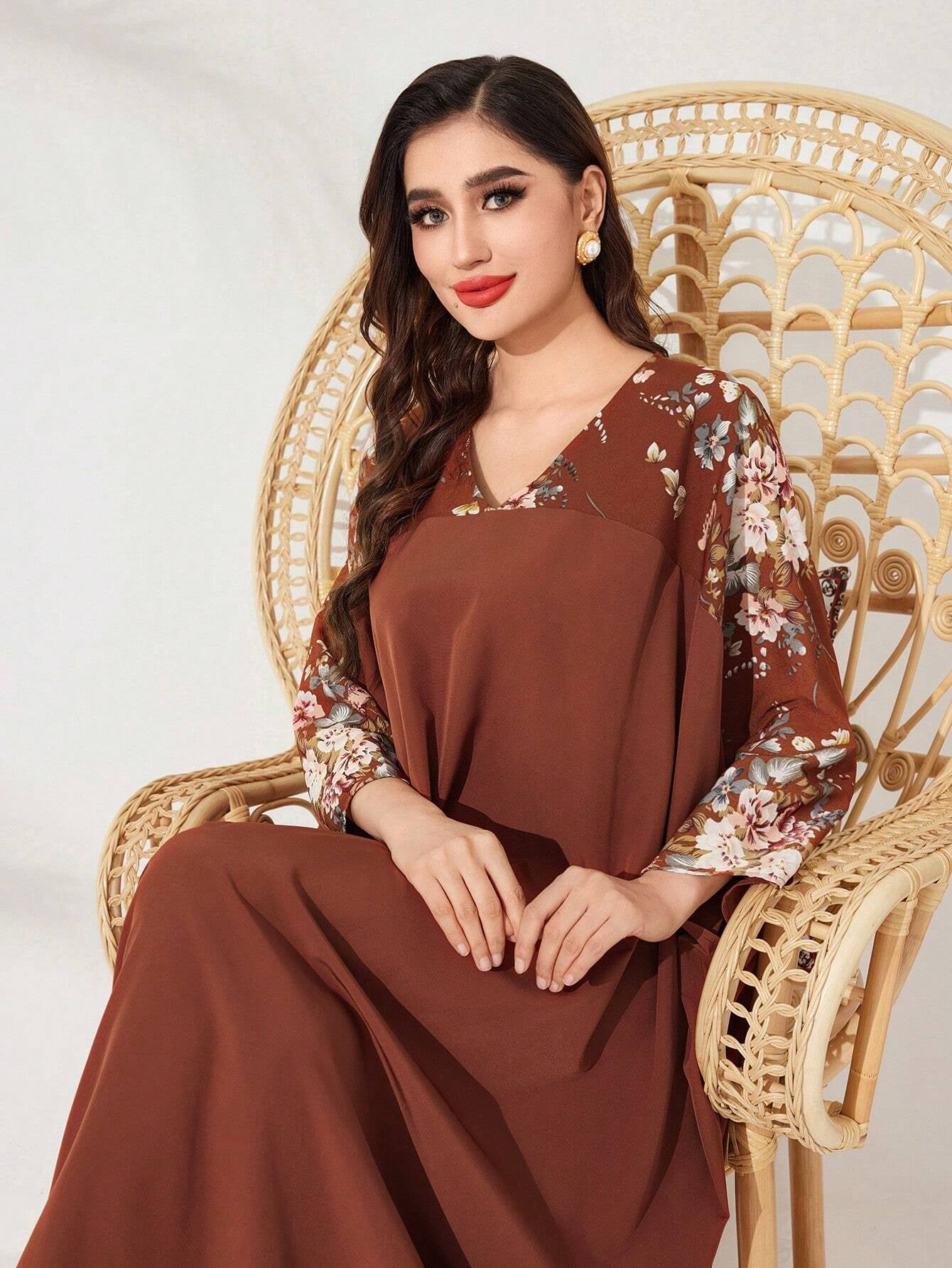 Najma Batwing Sleeve Dress with Plant Pattern Print