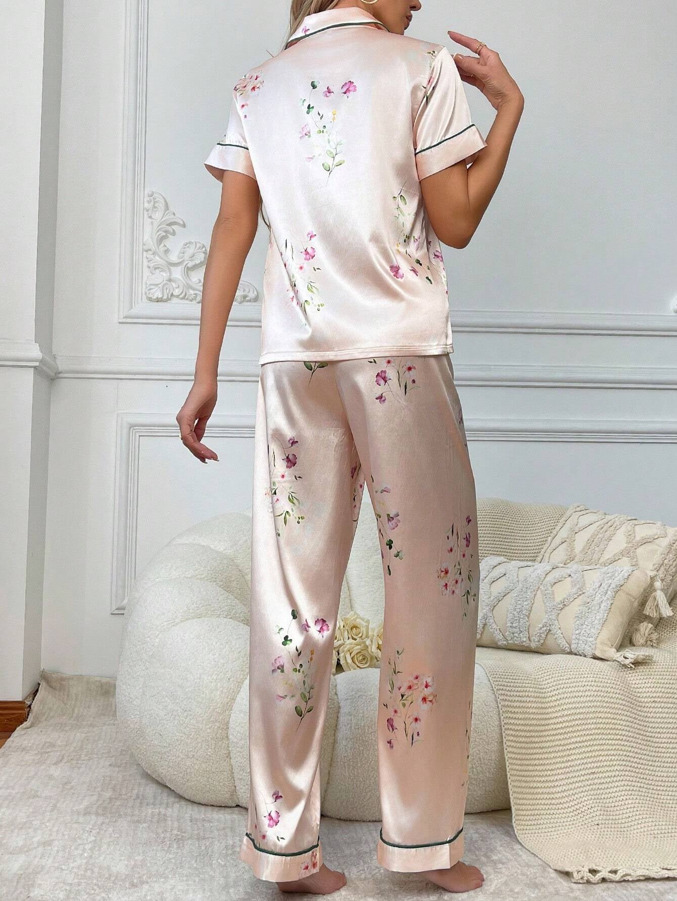Women'S Flower Print Short Sleeve Top and Long Pants Pajama Set with Contrast Trim