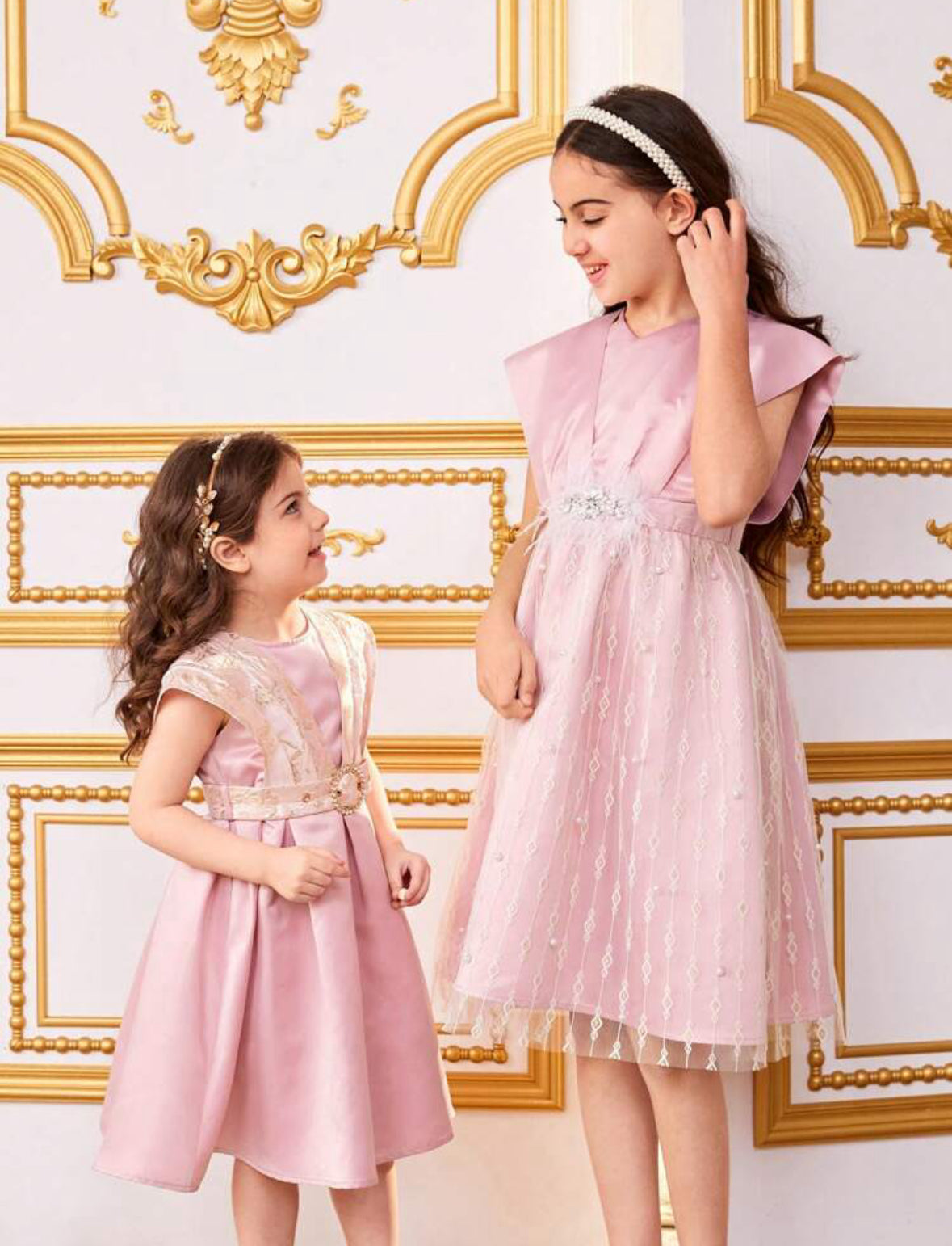 SHEIN Kids فستان بنات بالجاكار ساتان بقطع باتشورك مع حزام مشبك بالراين