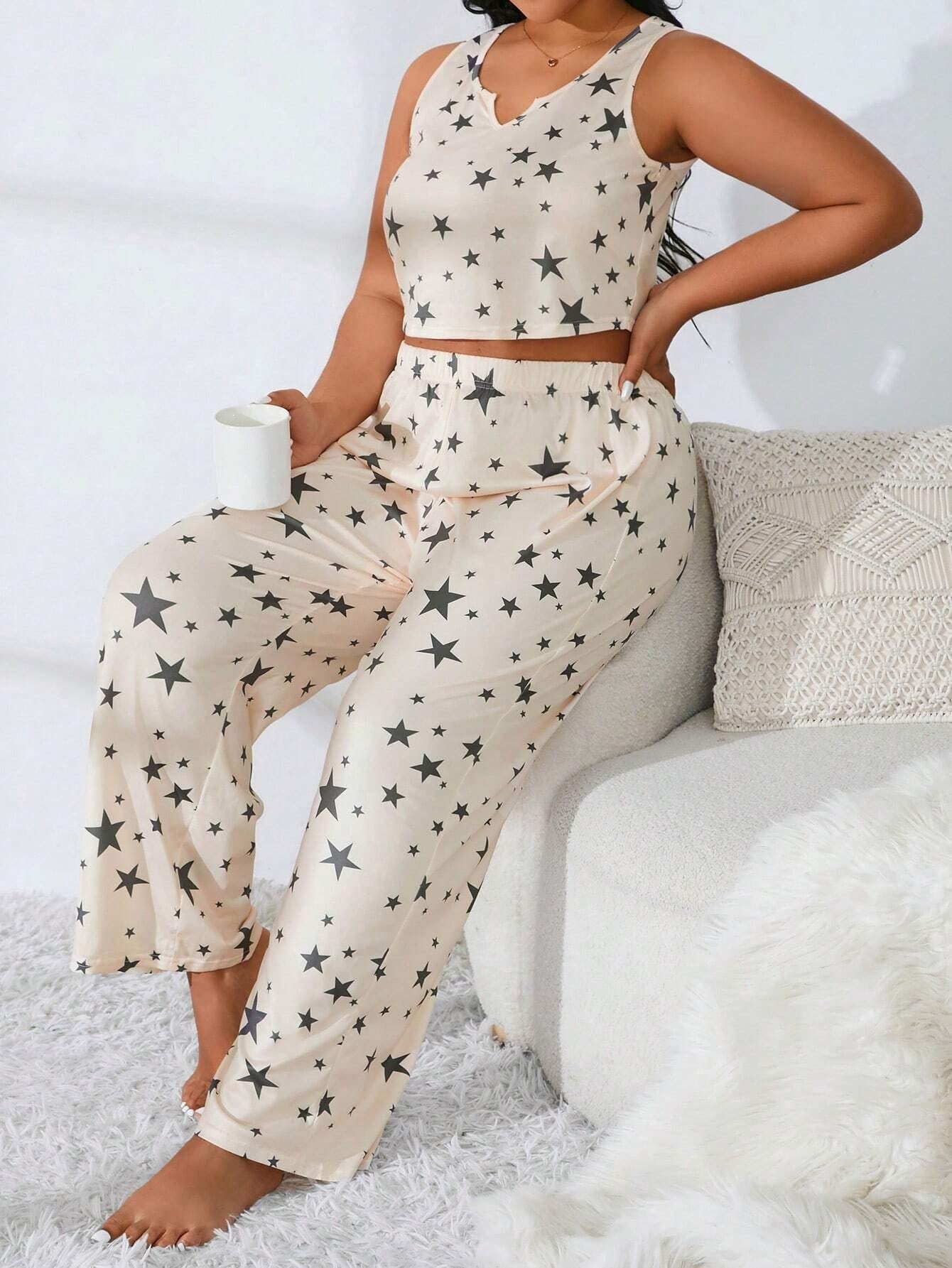Plus Size Women'S Star Print Tank Top and Shorts Pajama Set