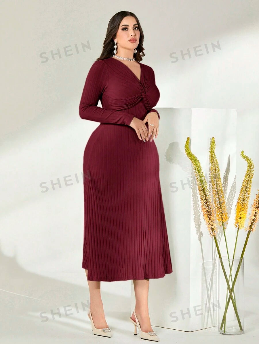 SHEIN Modely فستان محبوك مجعد أمامي باللون الأحمر البرغندي