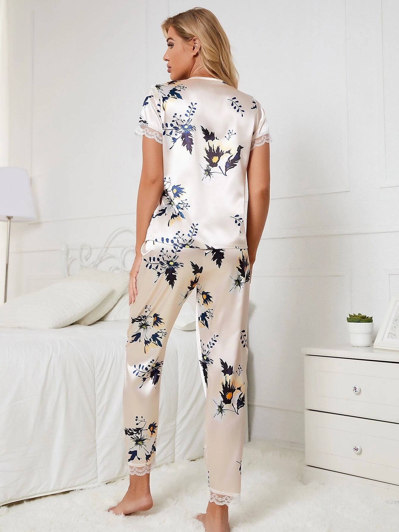 Floral Print Contrast Lace Satin PJ Set