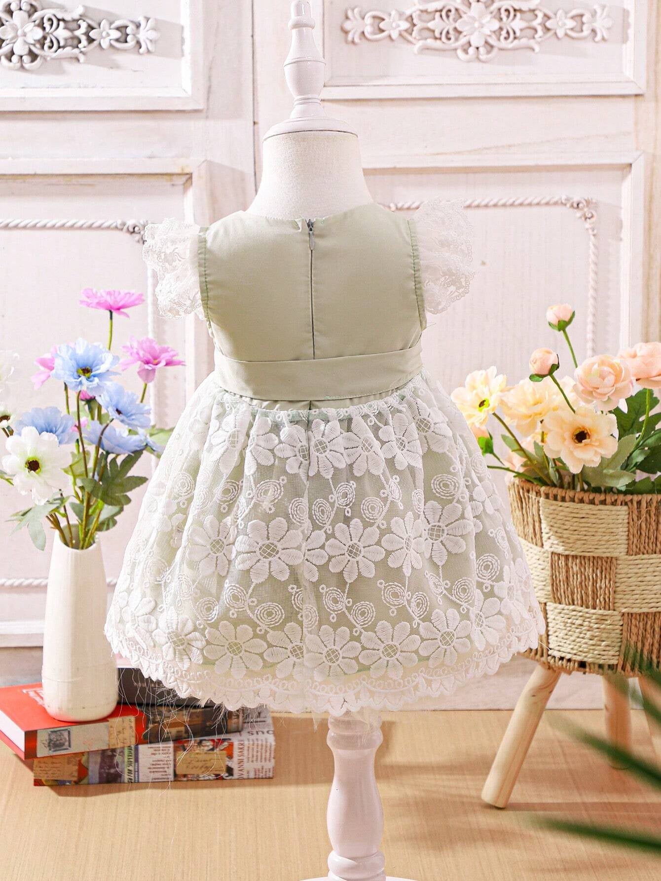 Baby Girl Contrast Lace Ruffle Trim Dress