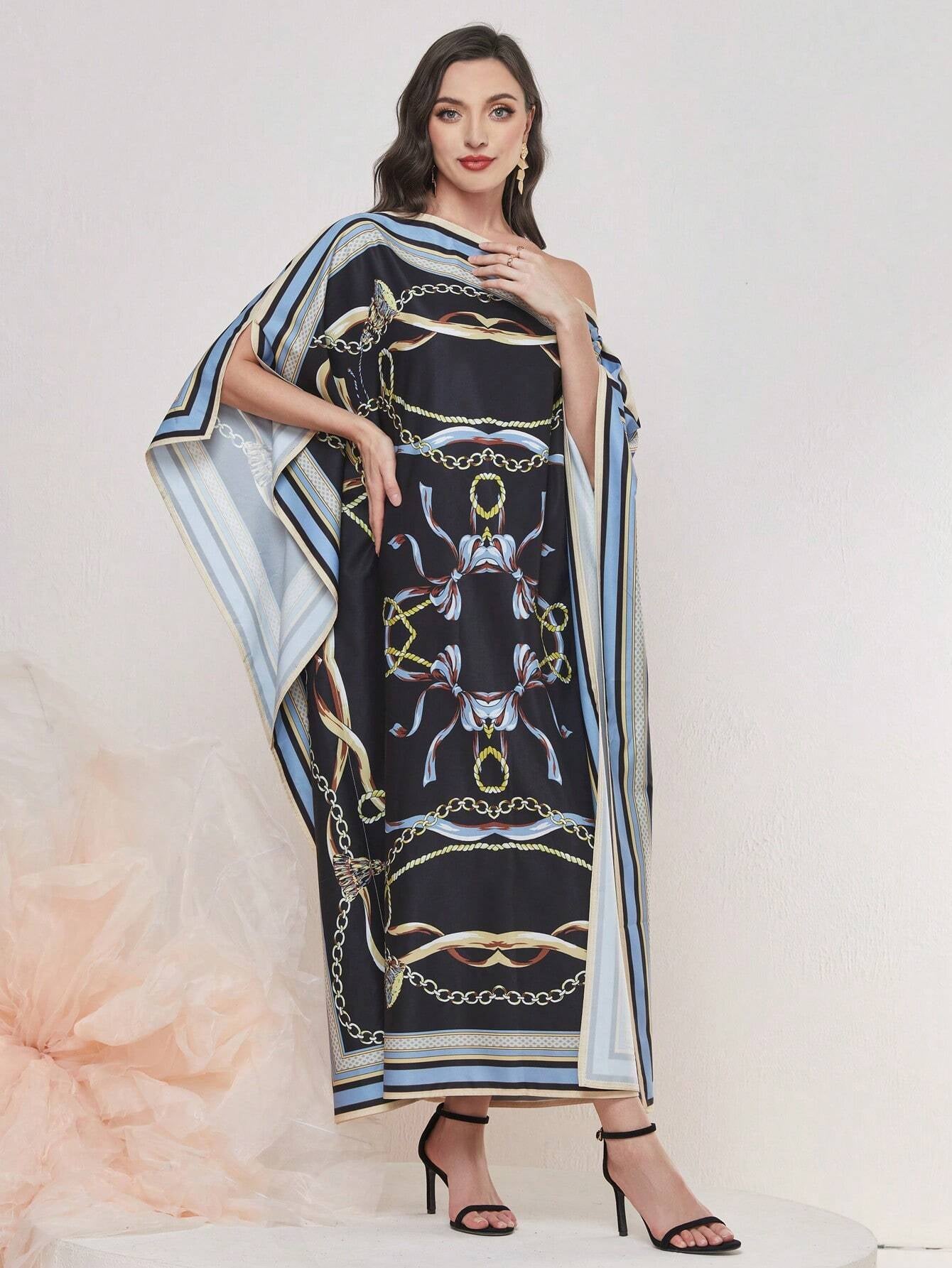 Najma Chain Print Bat-Wing Sleeve Kaftan