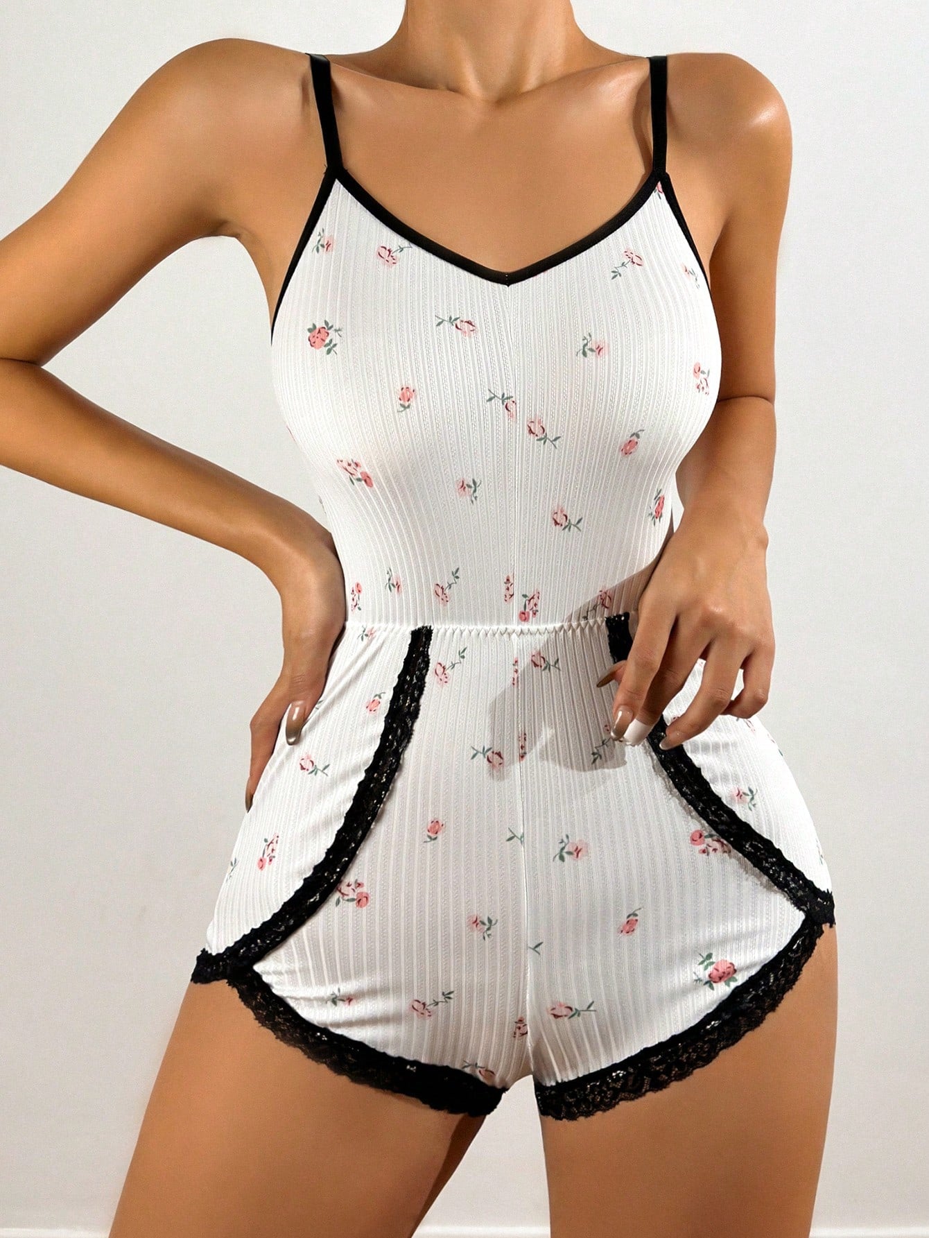 Floral Print Lace Decorated Romper Pajamas