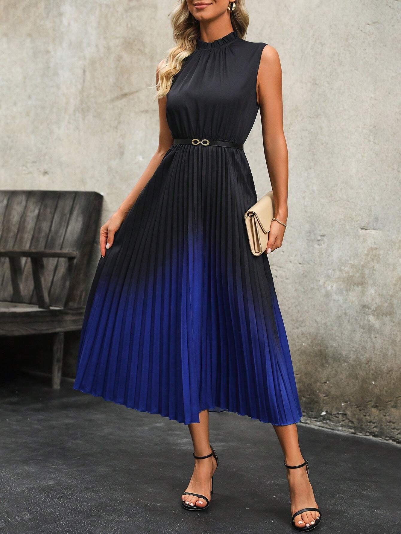 Clasi Gradient Pleated Halter Sleeveless Dress