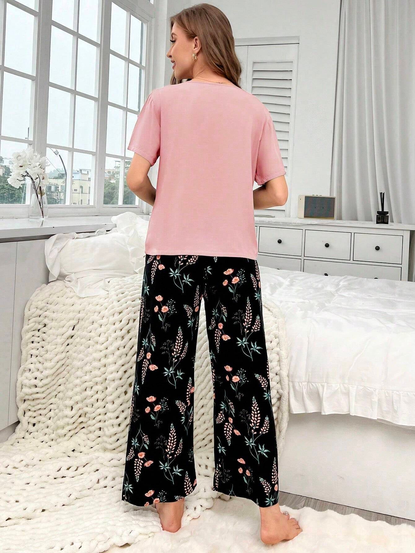 Women'S Solid Color Short Sleeve Top and Flower & Bow Tie Detail Long Pants Pajama Set
