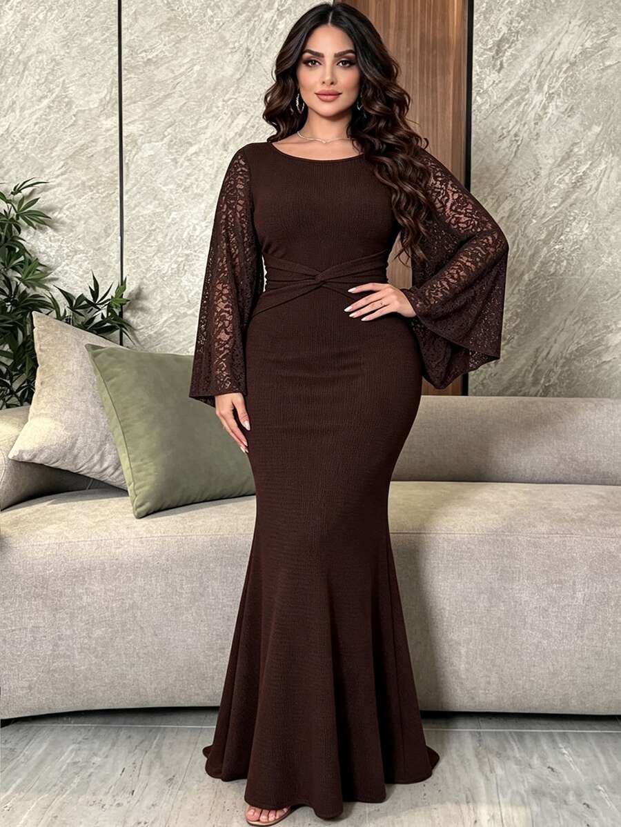 SHEIN Modelyn فستان مزين بالدانتيل والورد والشبك بخصر محدد وذيل حورية البحر