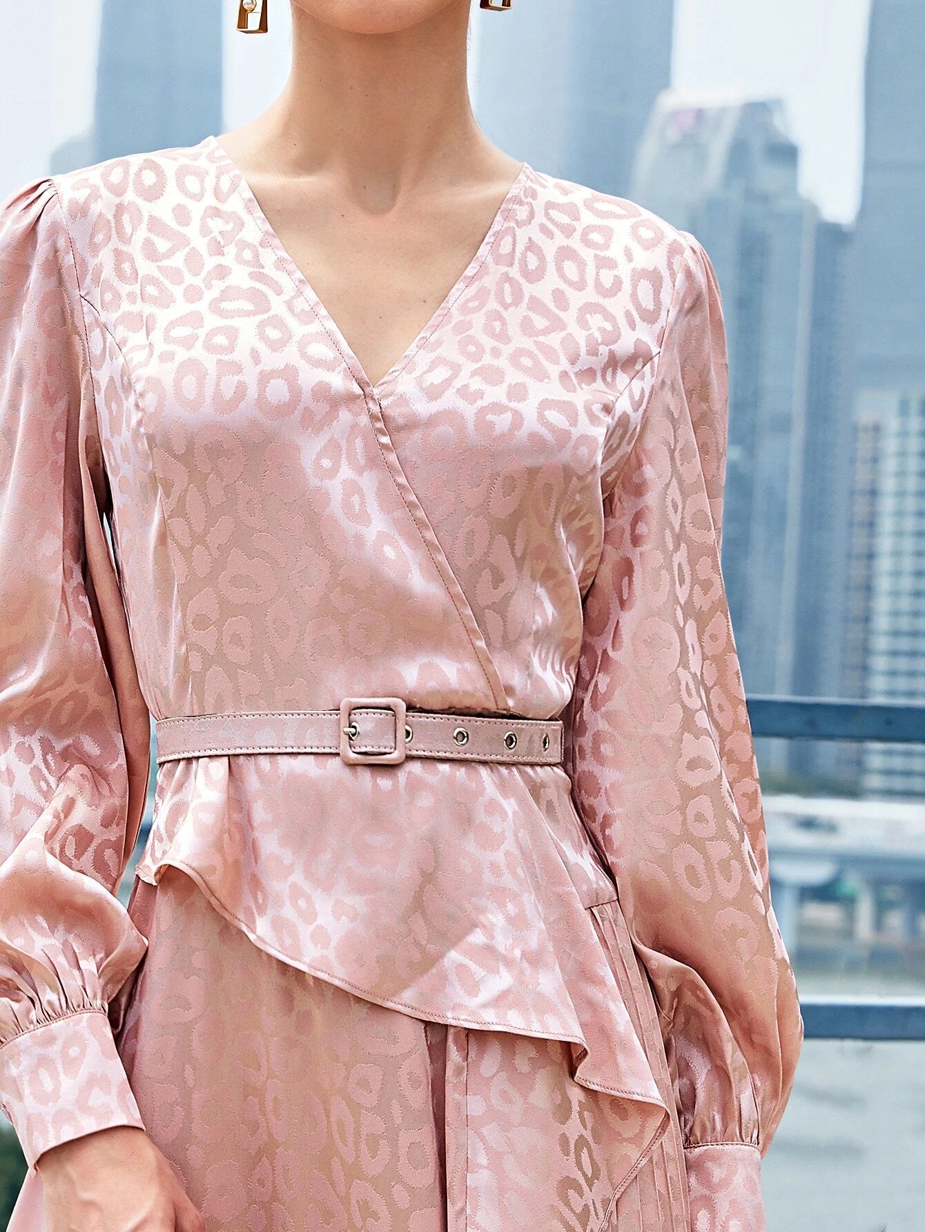 Modely Lantern Sleeve Pleated Hem Leopard Jacquard Satin Belted Dress