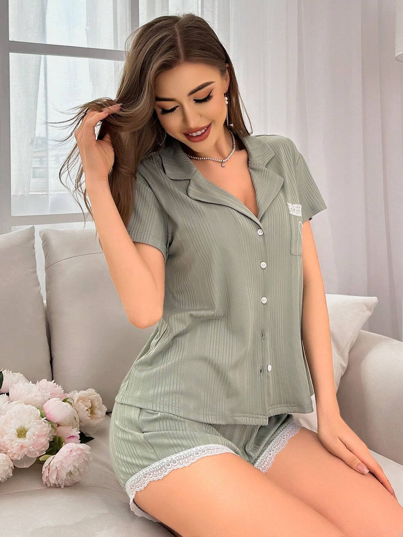 Women'S Heart Embroidery Short Sleeve and Shorts Pajama Set