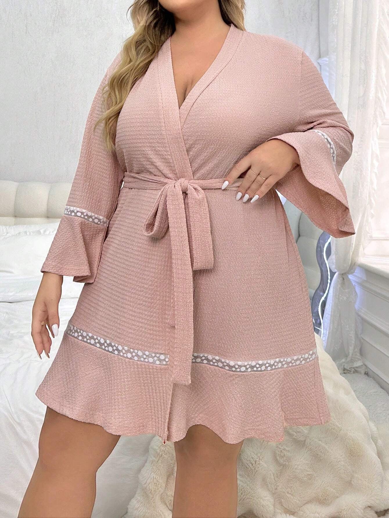 Plus Size Color Block Lace Insert Flare Sleeve Belted Robe