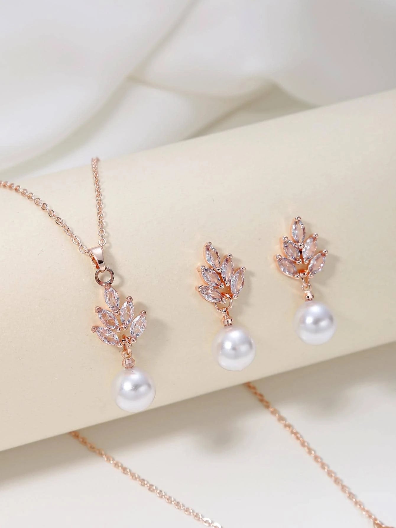 3Pcs Cubic Zirconia & Faux Pearl Decor Necklace & Earrings