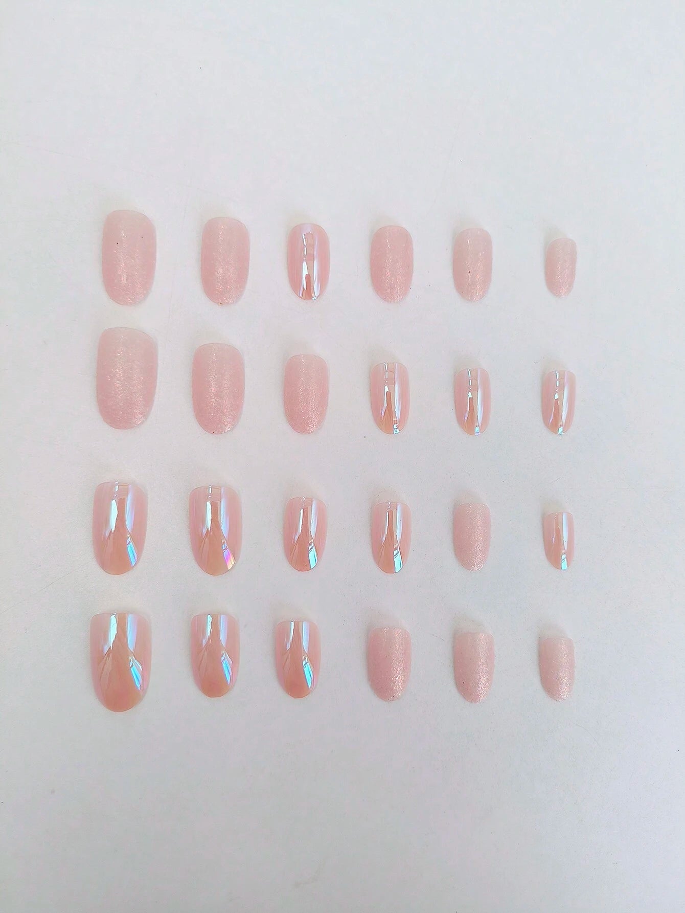 24Pcs Short Almond Shaped Aurora Sparkle False Nails - Perfect for Party & Dance Wear (Includes Jelly Gum & 1Pc Nail File)