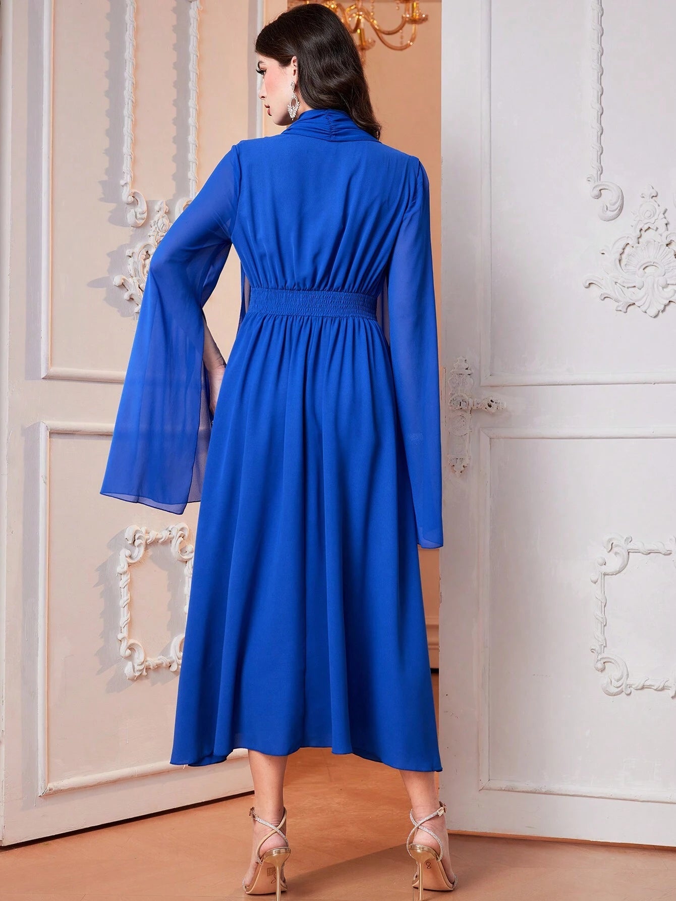 Modely Women'S Solid Color Cape Sleeve Dress