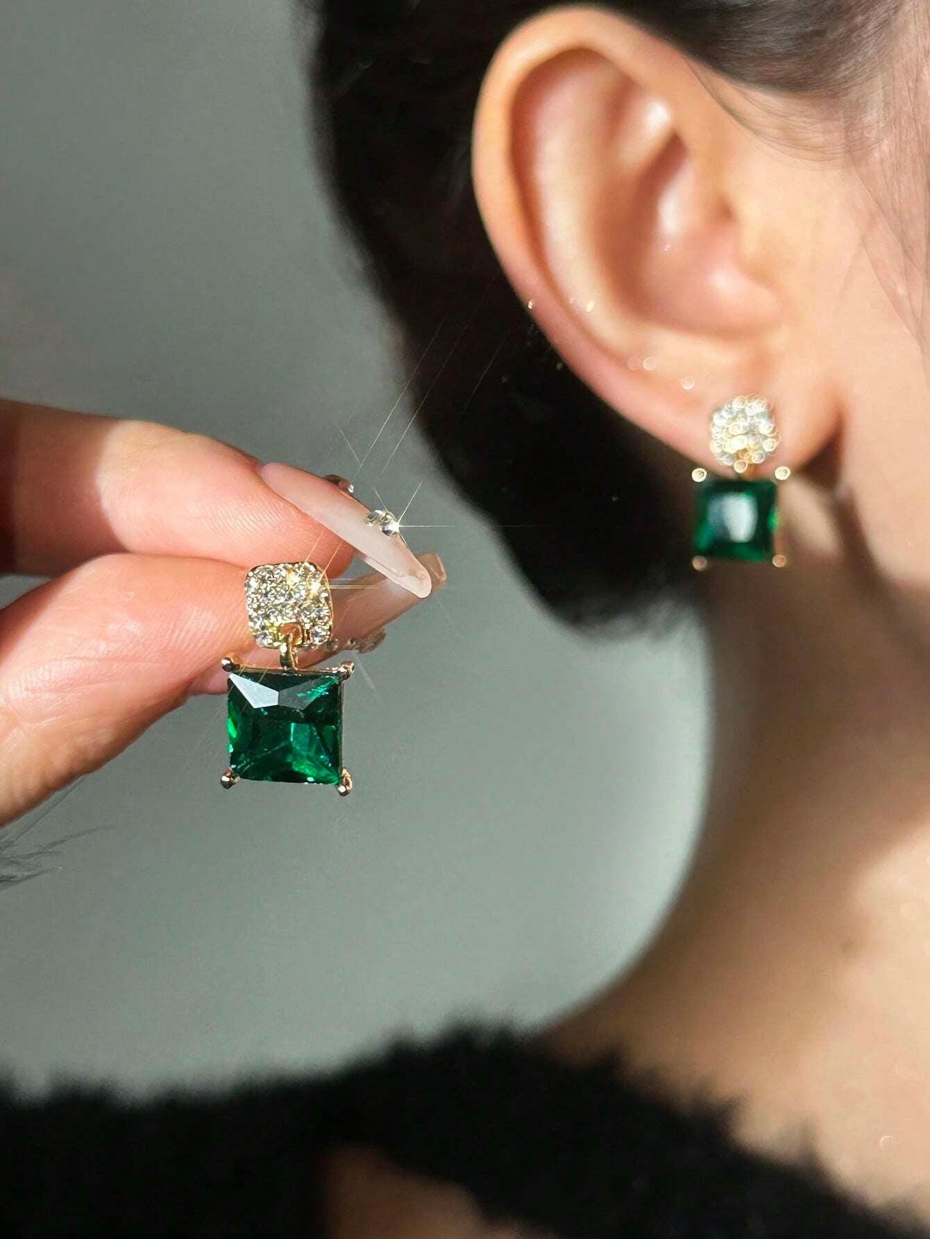 Rhinestone Decor Geometric Drop Earrings