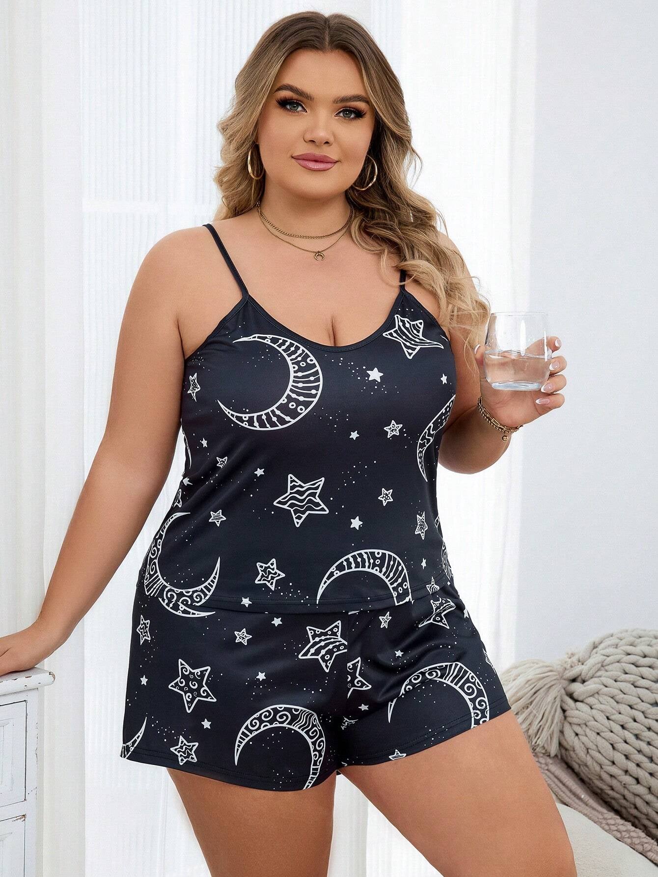 Plus Size Ladies' Moon & Star Patterned Cami Top and Shorts Pajama Set