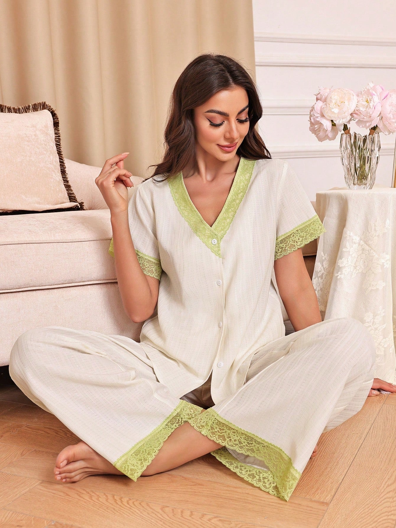 Women'S Lace Contrast Short Sleeve Long Pants Pajama Set