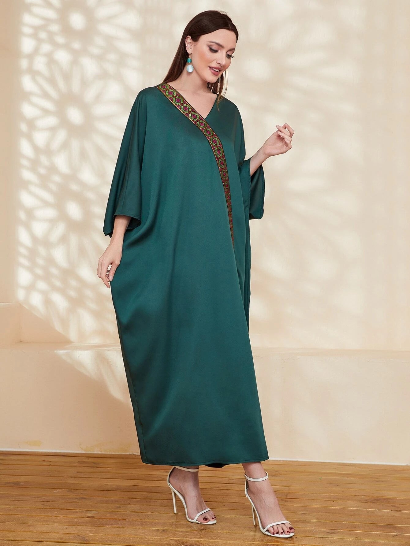 Najma Contrast Geo Tape Batwing Sleeve Kaftan