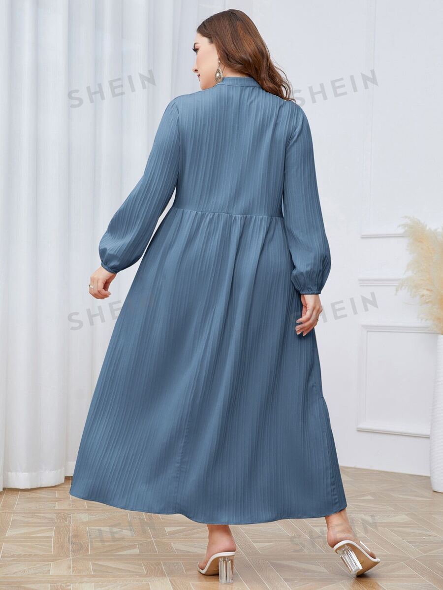 SHEIN Mulvari فستان سموك خط عنق مفتوح حافة مكشكشة مقاس كبير
