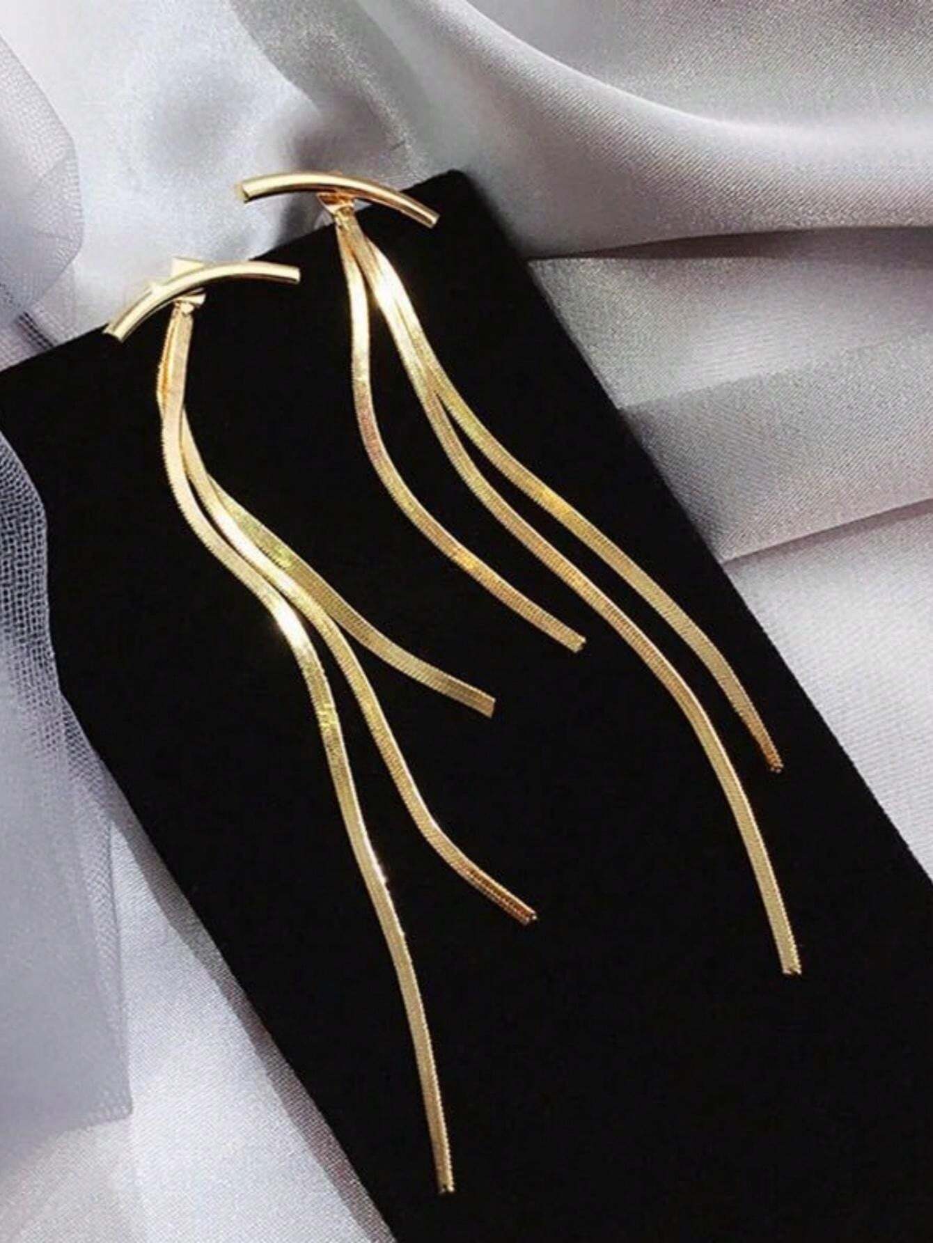 SHEIN أقراط سلسلة طويلة بلون ذهبي