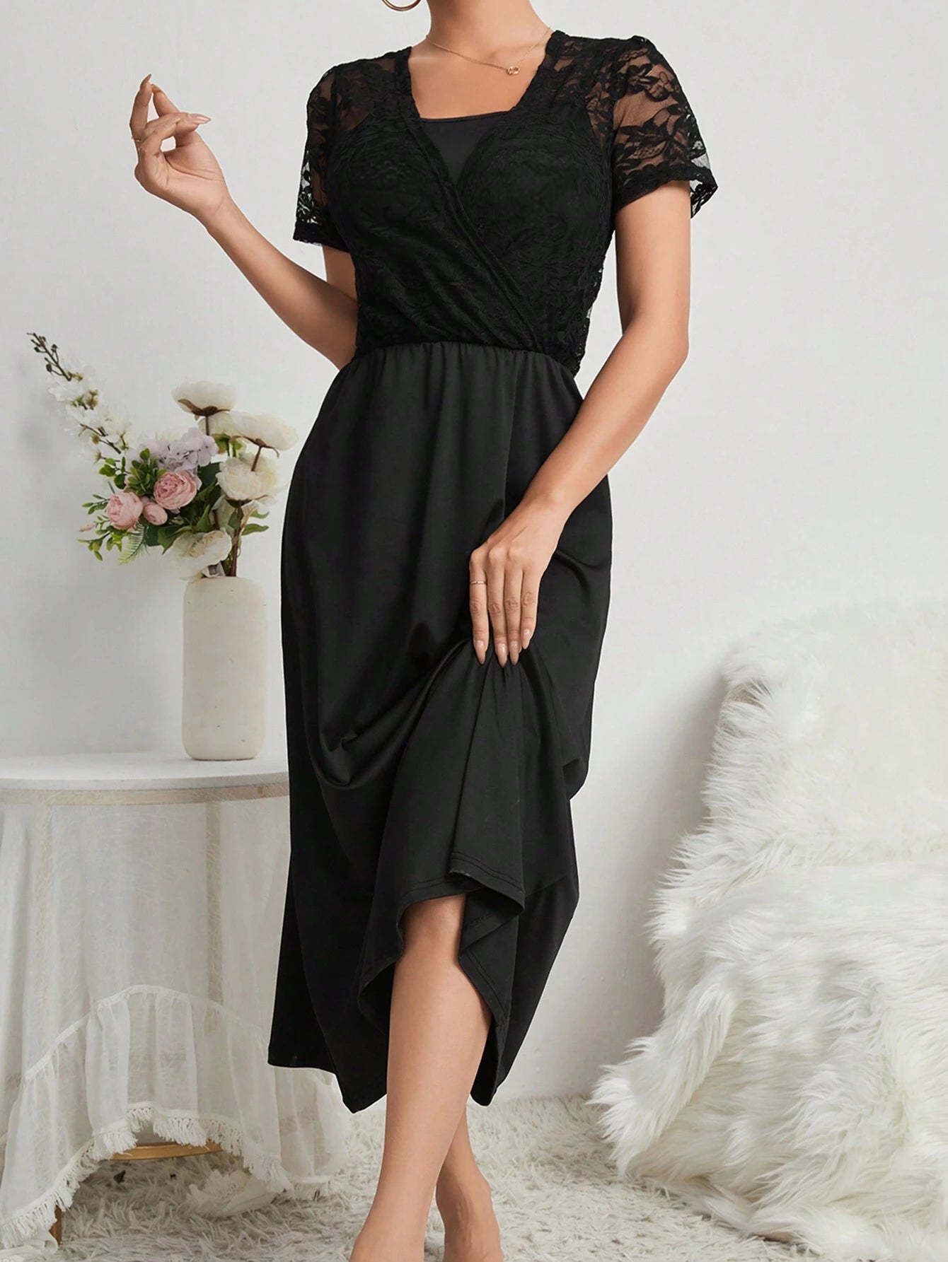 Women'S Black Lace Panel Short Sleeve Sleep Dress
