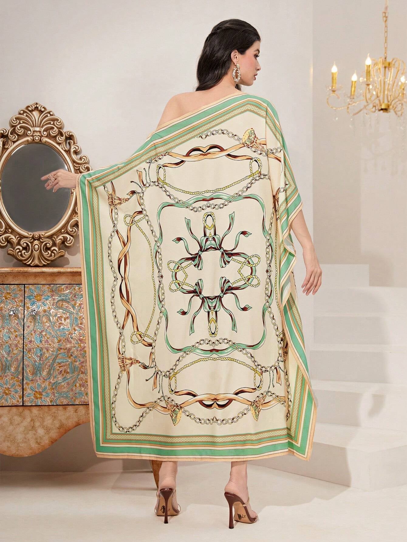 Najma Chain Print Bat-Wing Sleeve Kaftan
